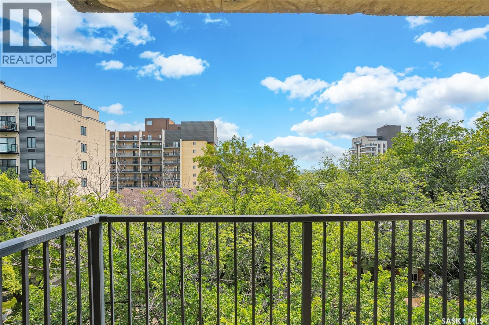 504 537 4Th Avenue N, Saskatoon, SK - Outdoor With View