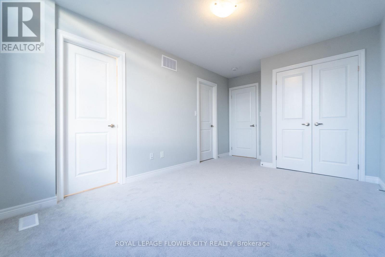 413 16Th Street E, Hamilton, ON - Indoor Photo Showing Other Room