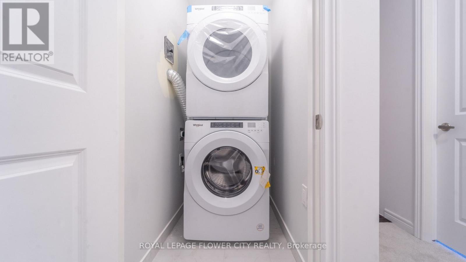 413 16Th Street E, Hamilton, ON - Indoor Photo Showing Laundry Room
