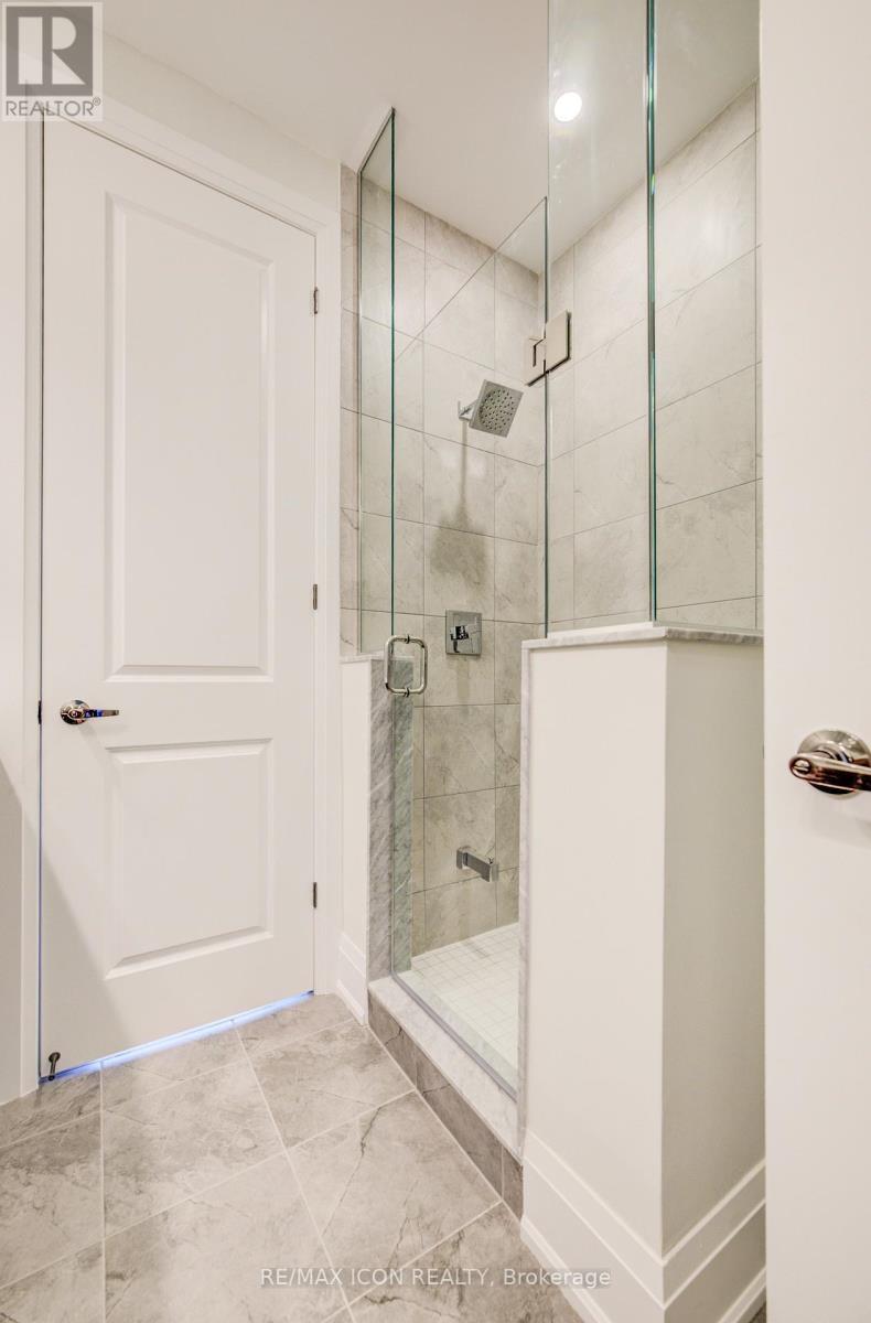 55 William Crisp Drive E, Caledon, ON - Indoor Photo Showing Bathroom