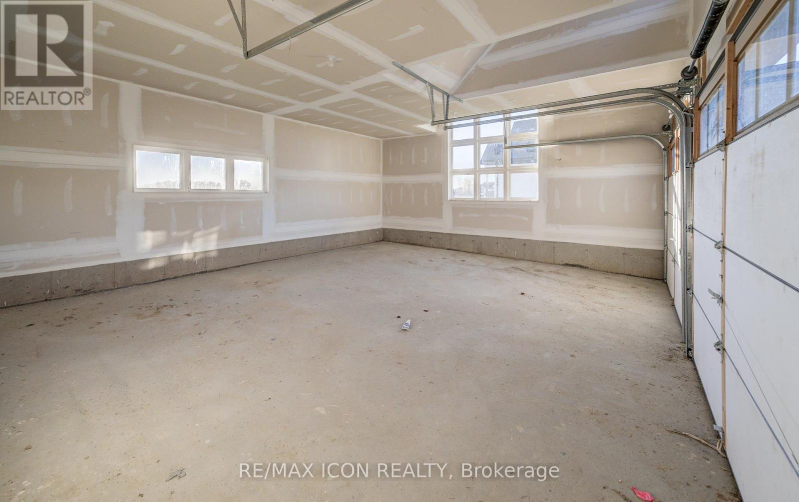 55 William Crisp Drive E, Caledon, ON - Indoor