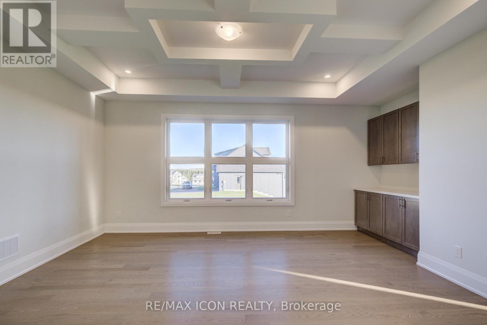 55 William Crisp Drive E, Caledon, ON - Indoor Photo Showing Other Room