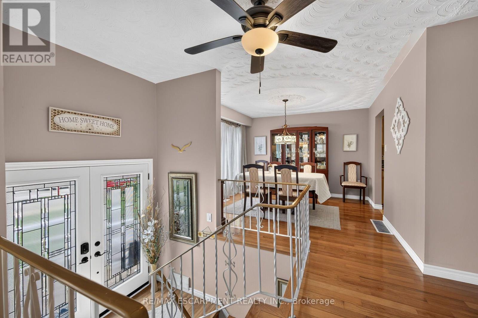 49 Brookstream Court, Hamilton, ON - Indoor Photo Showing Other Room