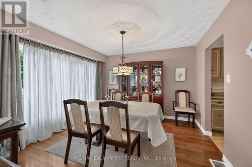 49 Brookstream Court, Hamilton, ON - Indoor Photo Showing Dining Room