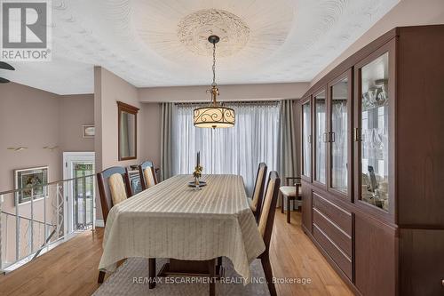 49 Brookstream Court, Hamilton, ON - Indoor Photo Showing Dining Room