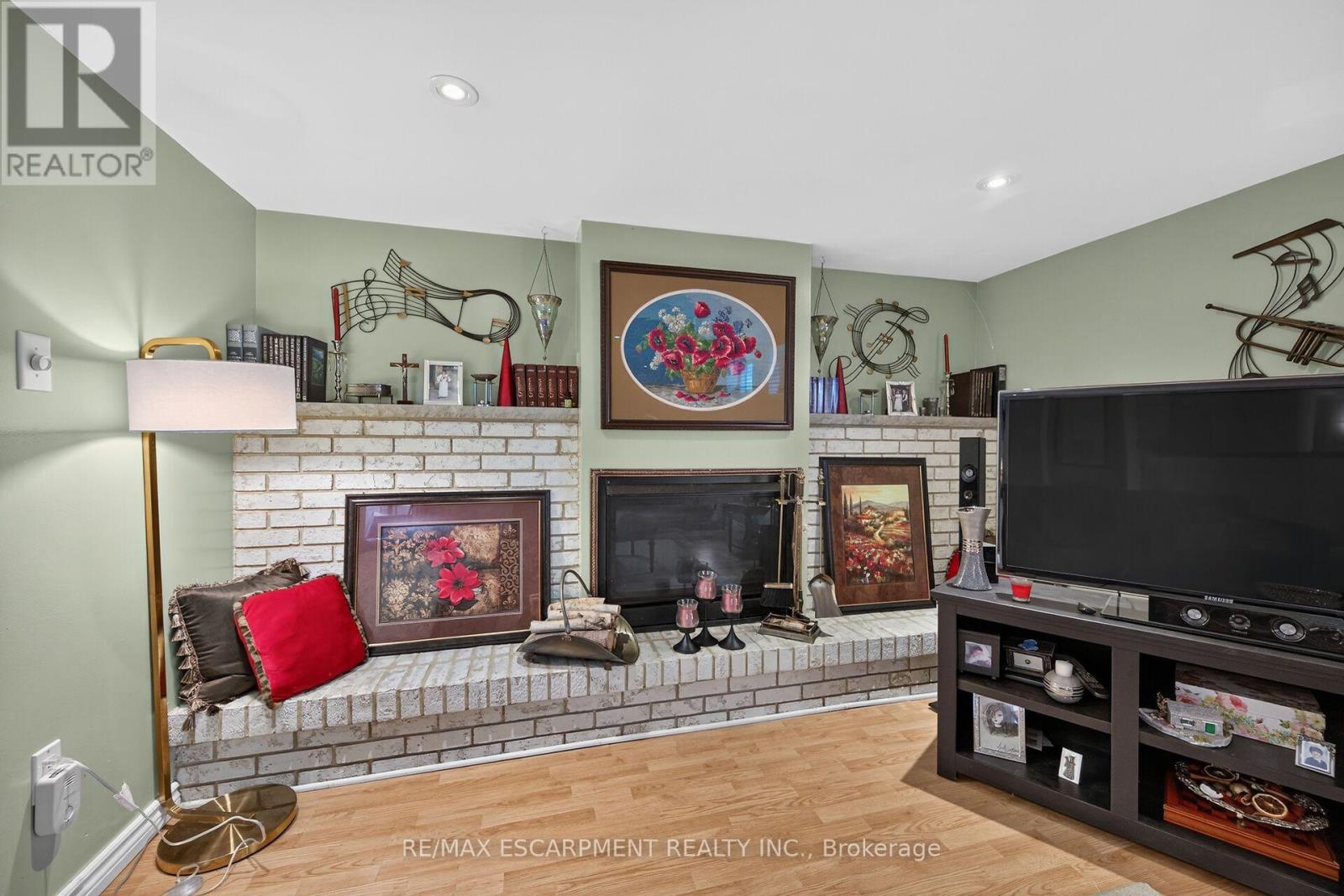 49 Brookstream Court, Hamilton, ON - Indoor Photo Showing Living Room With Fireplace