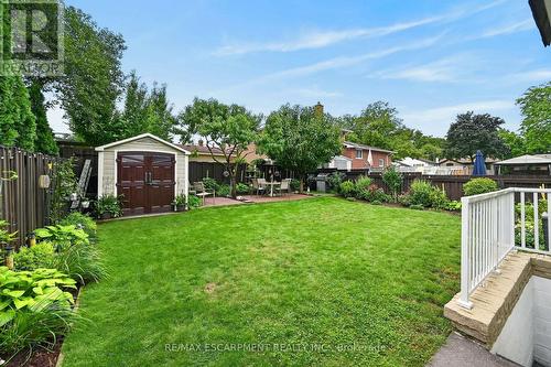 49 Brookstream Court, Hamilton, ON - Outdoor