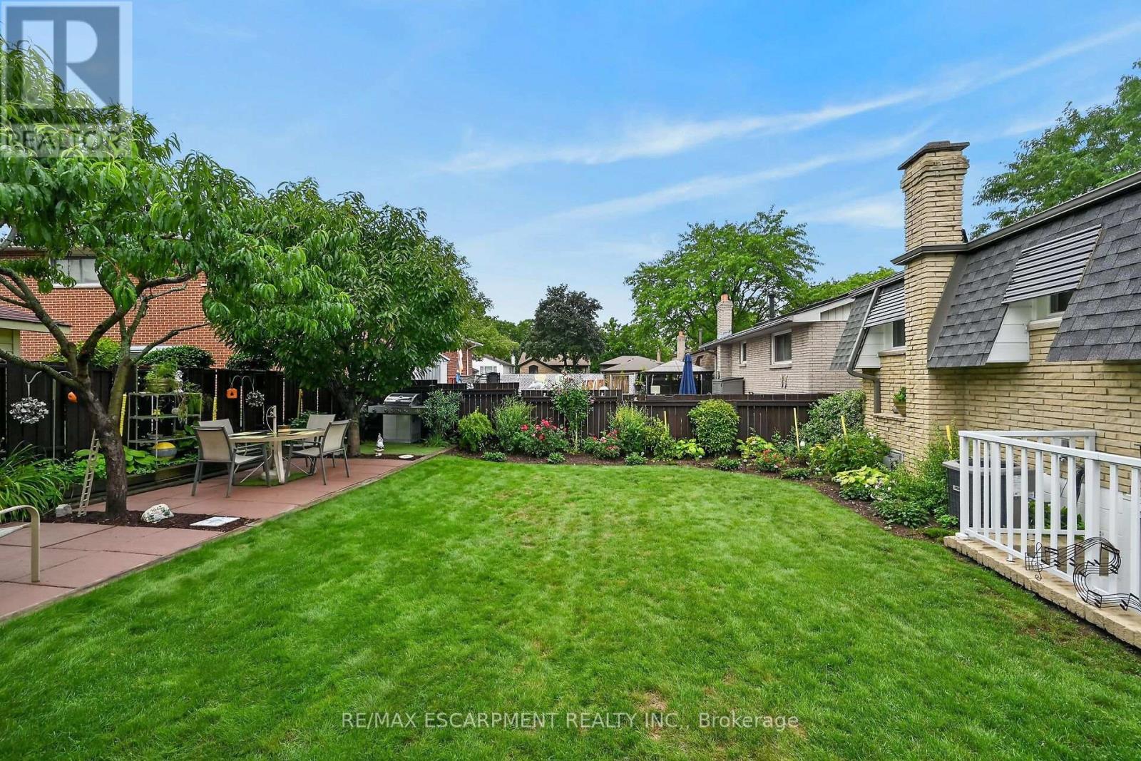 49 Brookstream Court, Hamilton, ON - Outdoor