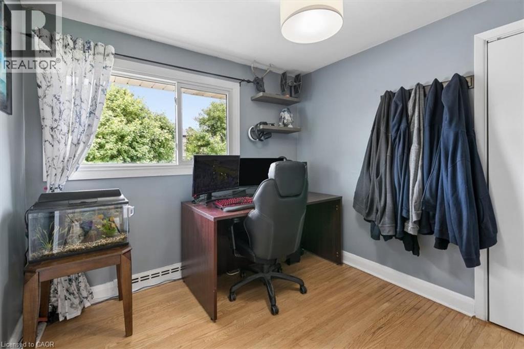 14 Cambridge Avenue, Kitchener, ON - Indoor Photo Showing Other Room