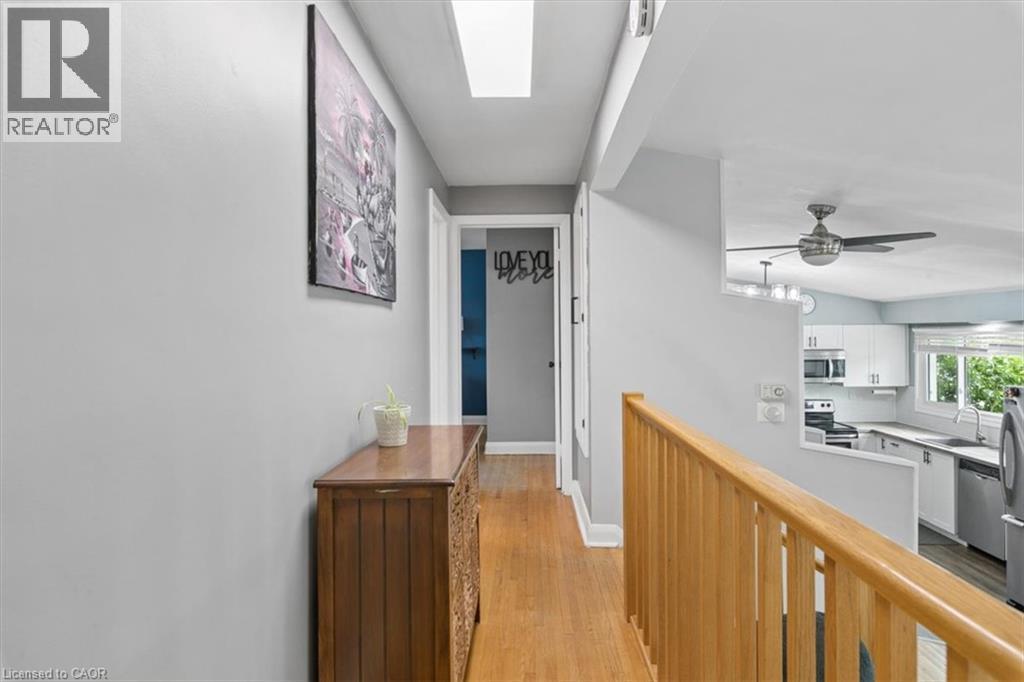 14 Cambridge Avenue, Kitchener, ON - Indoor