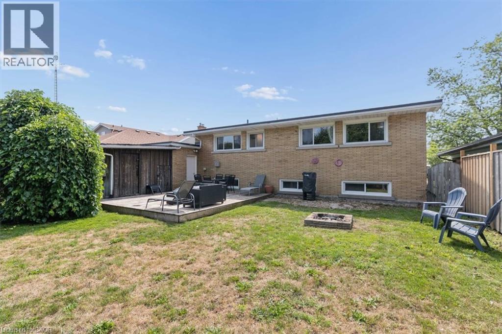 14 Cambridge Avenue, Kitchener, ON - Outdoor With Exterior