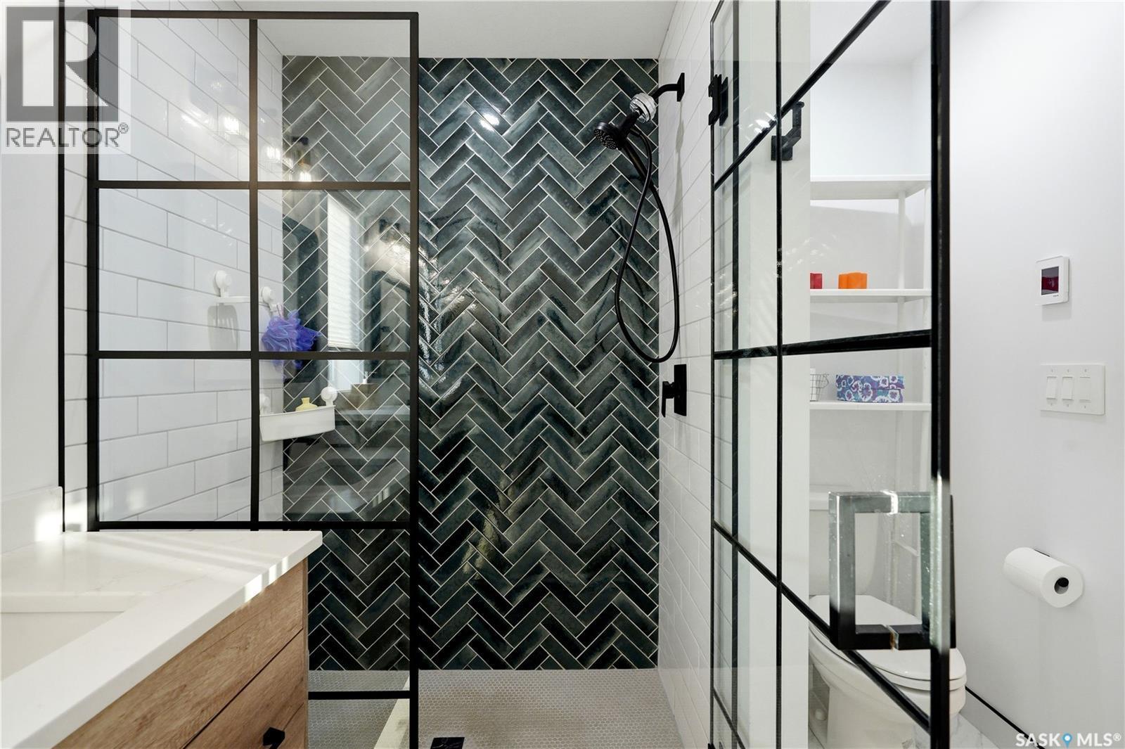 302 Chelsom Manor, Saskatoon, SK - Indoor