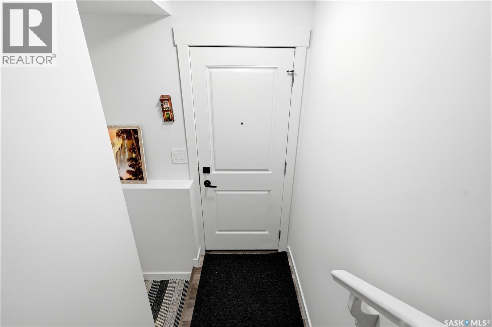 302 Chelsom Manor, Saskatoon, SK - Indoor Photo Showing Other Room