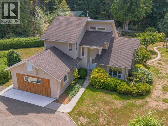 9350 Malaspina Rd, Powell River, BC - Outdoor