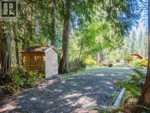 9350 Malaspina Rd, Powell River, BC - Outdoor