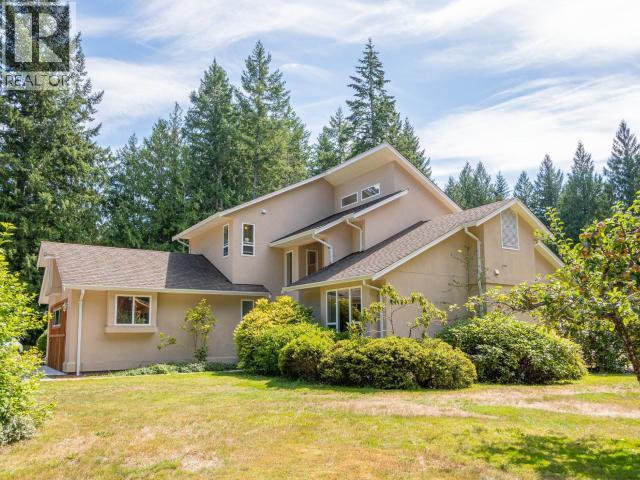 9350 Malaspina Rd, Powell River, BC - Outdoor