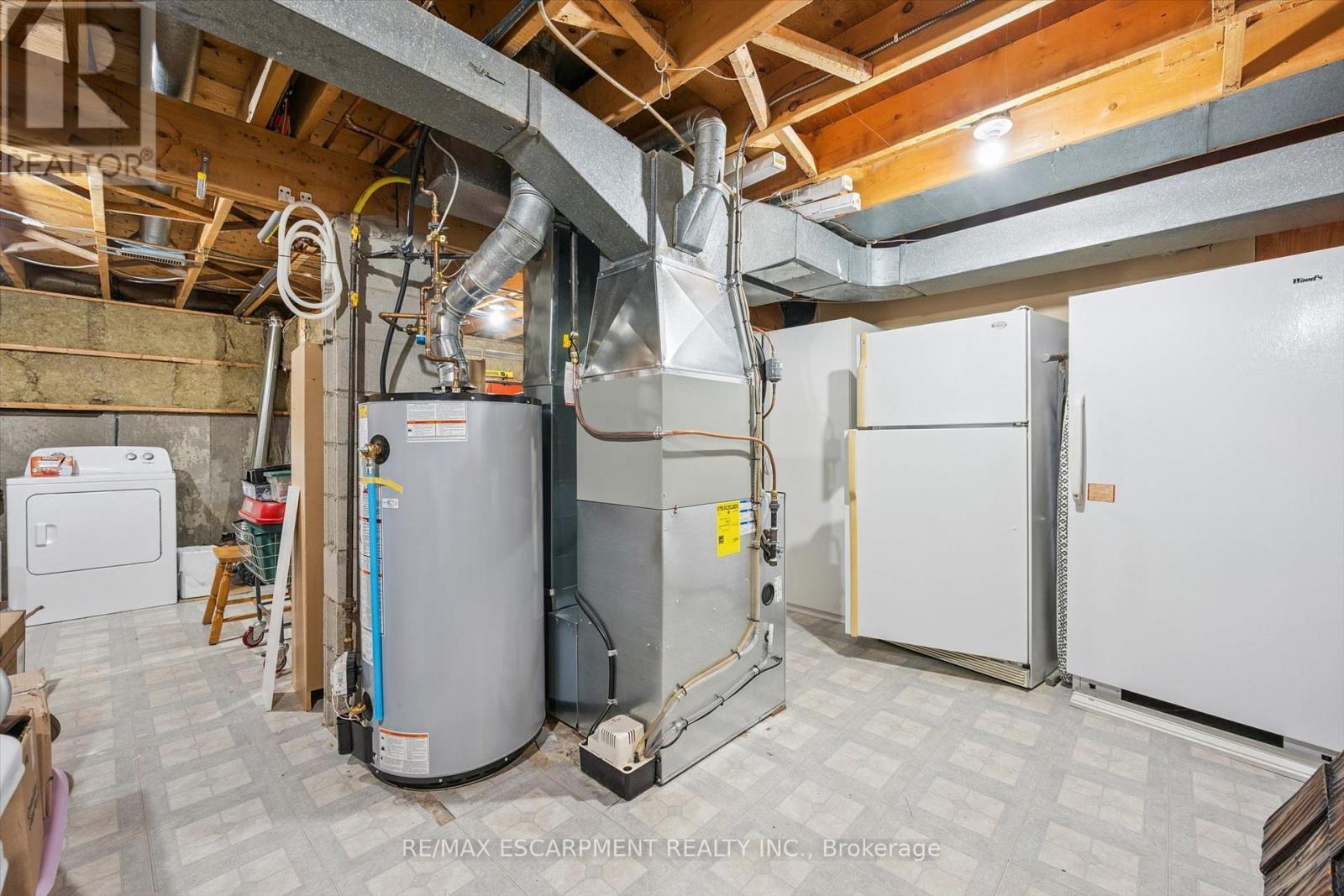 847 Doon Village Road, Kitchener, ON - Indoor Photo Showing Basement