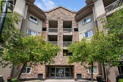 105 - 4 DAYSPRING CIRCLE Brampton, ON L6P 2Z5