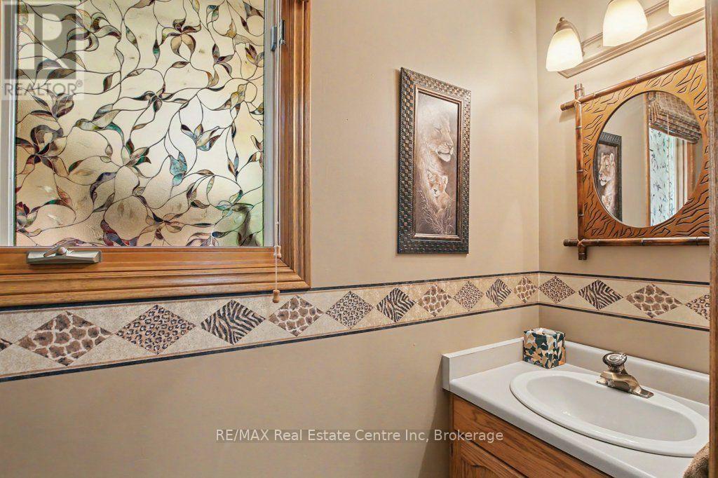 283 German School Road, Brant (Paris), ON - Indoor Photo Showing Bathroom