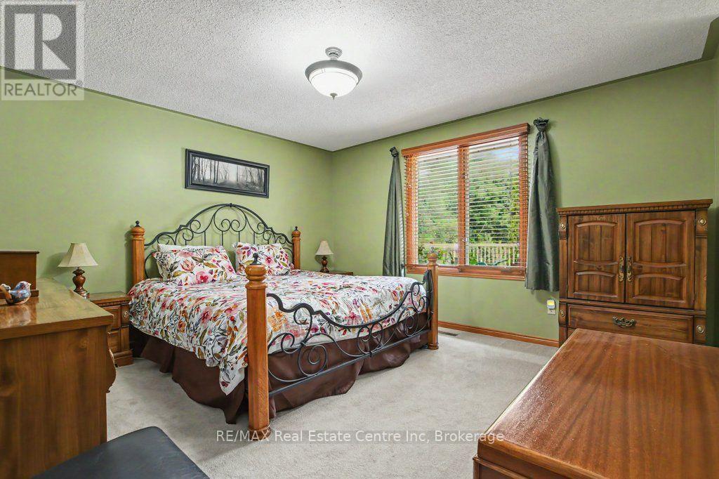 283 German School Road, Brant (Paris), ON - Indoor Photo Showing Bedroom