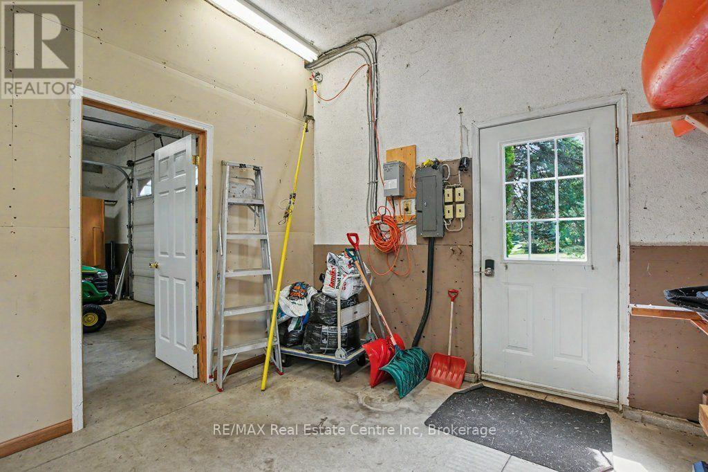 283 German School Road, Brant (Paris), ON - Indoor Photo Showing Other Room