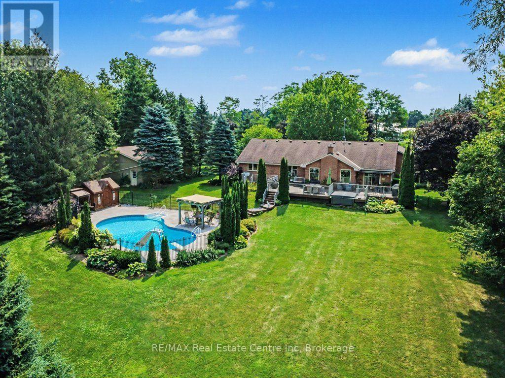 283 German School Road, Brant (Paris), ON - Outdoor With In Ground Pool With Deck Patio Veranda