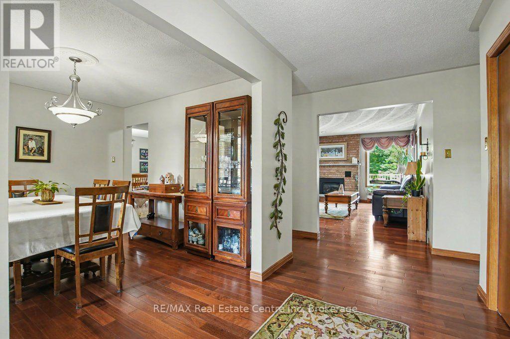 283 German School Road, Brant (Paris), ON - Indoor Photo Showing Dining Room