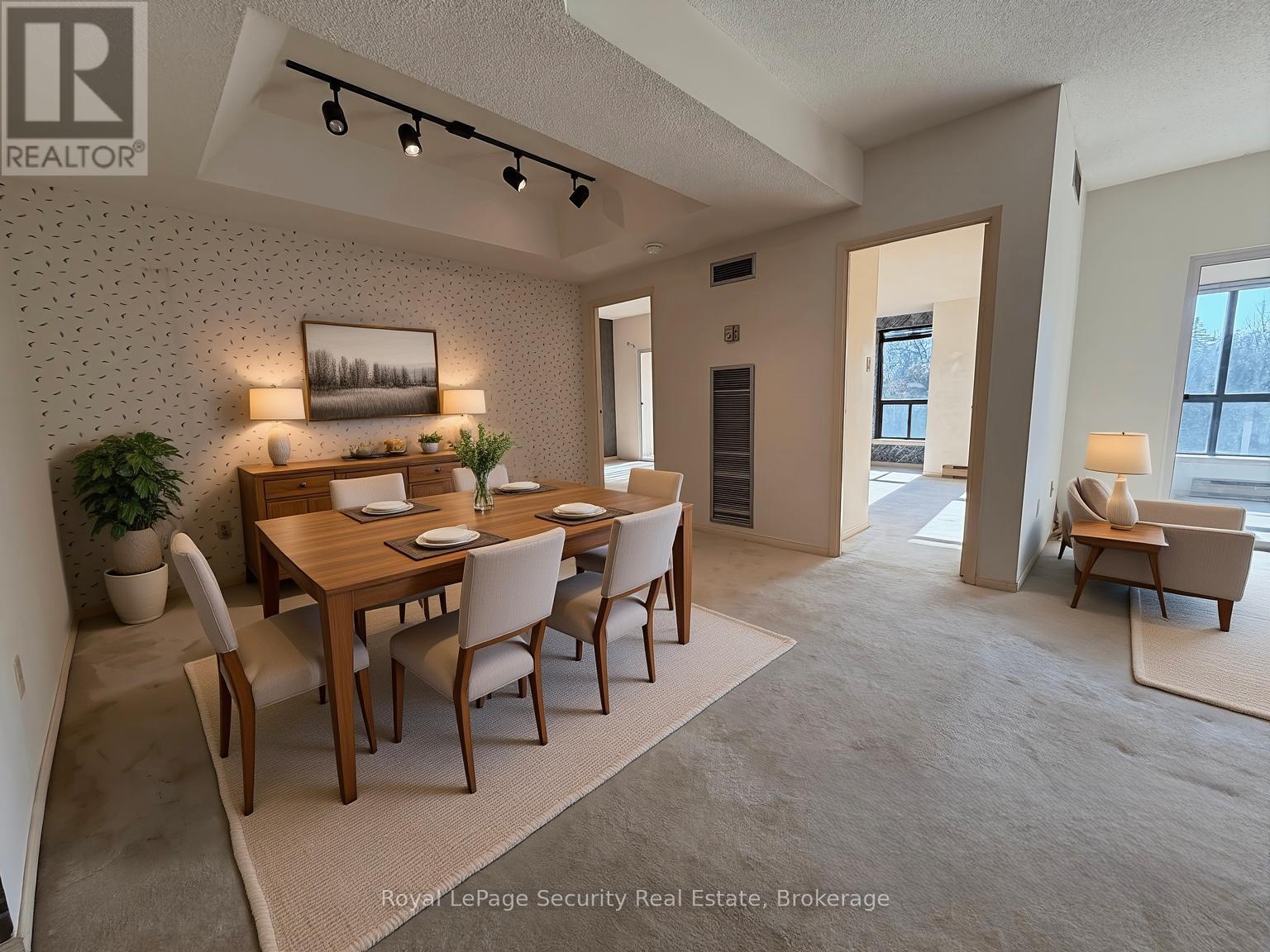 10 - 20 Glebe Road W, Toronto, ON - Indoor Photo Showing Dining Room