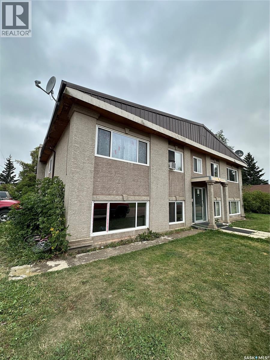 113 3Rd Street E, St. Walburg, SK - Outdoor