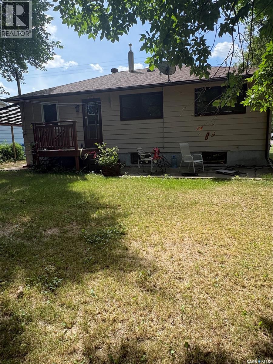 711 Yorkton Avenue, Theodore, SK