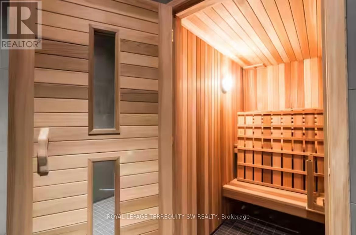2012 - 8 The Esplanade, Toronto, ON - Indoor Photo Showing Other Room