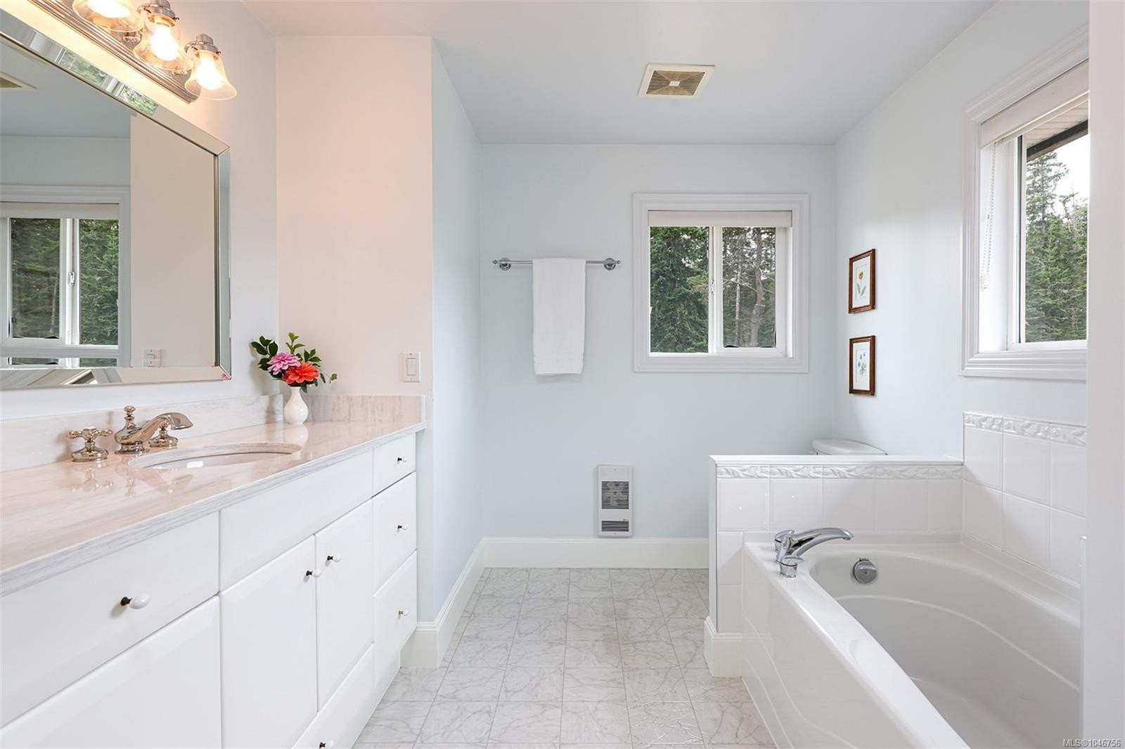 485 Southwind Rd, Comox, BC