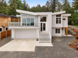 2528 MILL BAY Rd Mill Bay, BC V0R 2P1