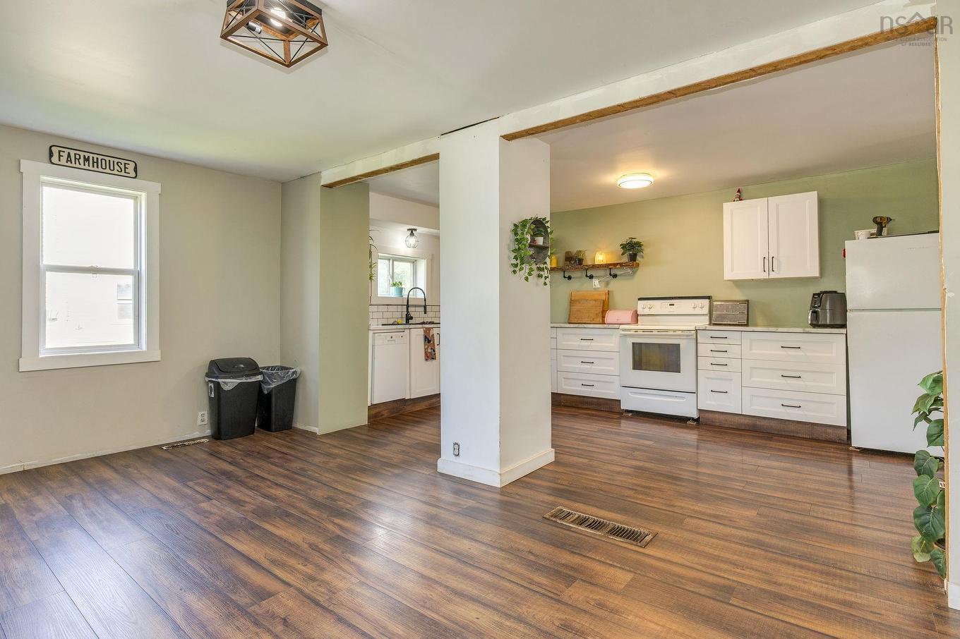 47 Asquith Avenue, Stewiacke, NS - Indoor Photo Showing Kitchen