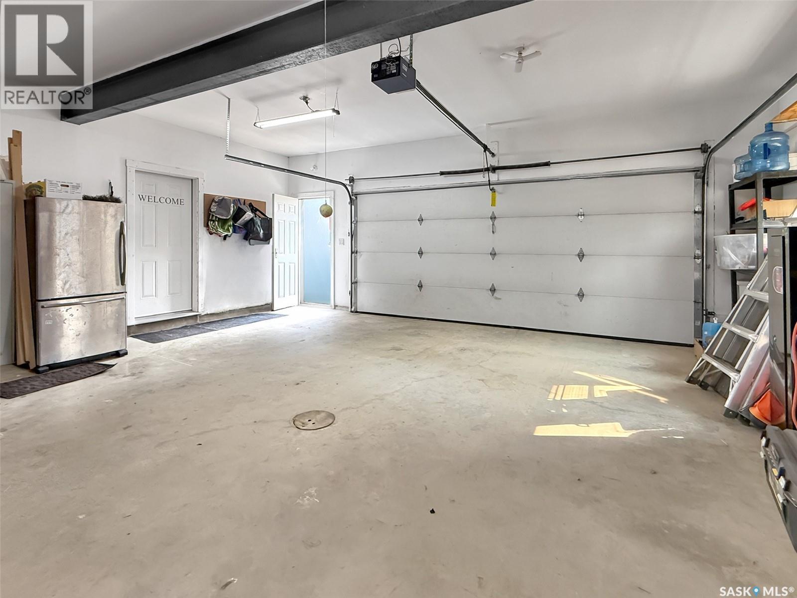 Chant Acreage, Swift Current Rm No. 137, SK - Indoor Photo Showing Garage