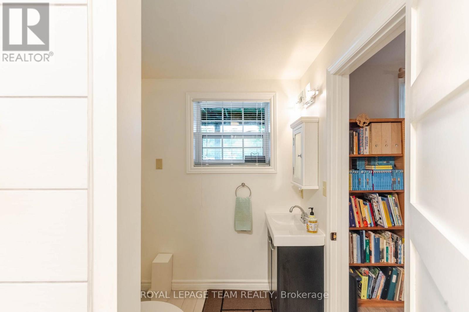 3 B1 Road, Rideau Lakes, ON - Indoor