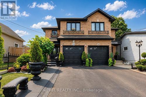218 Macaulay Street E, Hamilton, ON - Outdoor With Facade