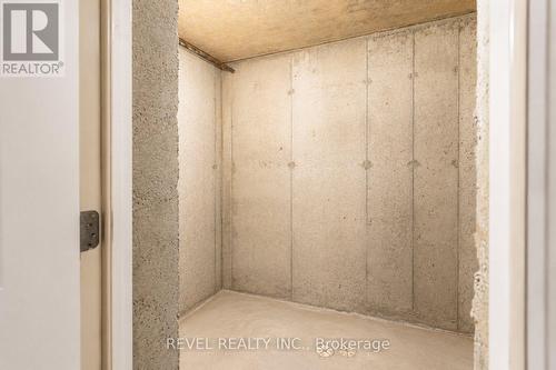 218 Macaulay Street E, Hamilton, ON - Indoor Photo Showing Other Room