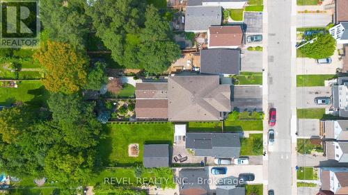 218 Macaulay Street E, Hamilton, ON - 