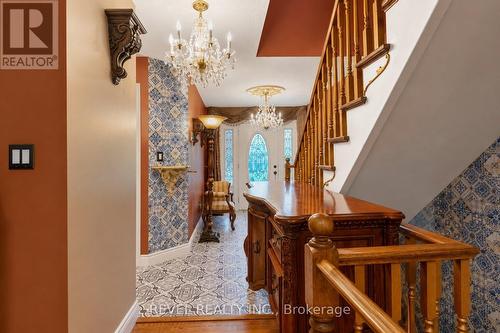 218 Macaulay Street E, Hamilton, ON - Indoor Photo Showing Other Room