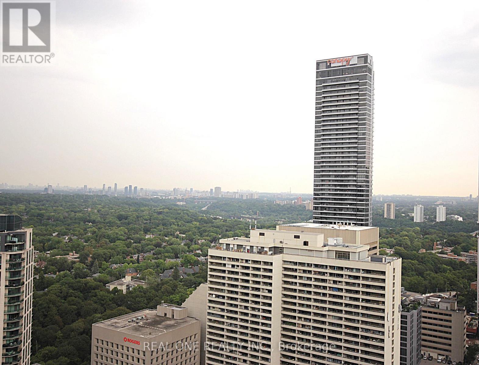 3505 - 110 Charles Street E, Toronto, ON - Outdoor