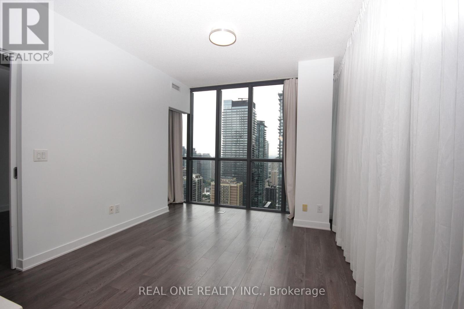 3505 - 110 Charles Street E, Toronto, ON - Indoor Photo Showing Other Room