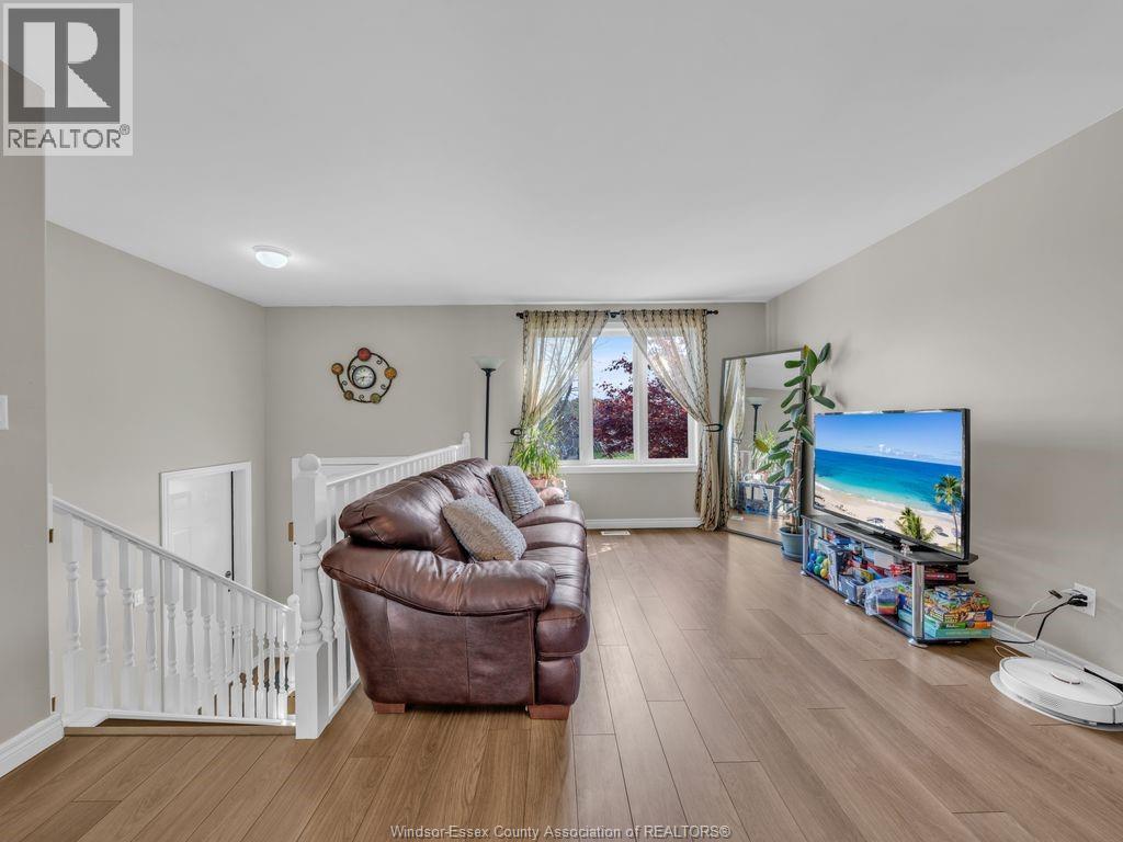 2115 Everts, Windsor, ON - Indoor