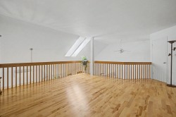 Mezzanine - 