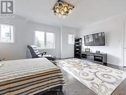 3p.c.washroom ensuite & Walk in closet - 