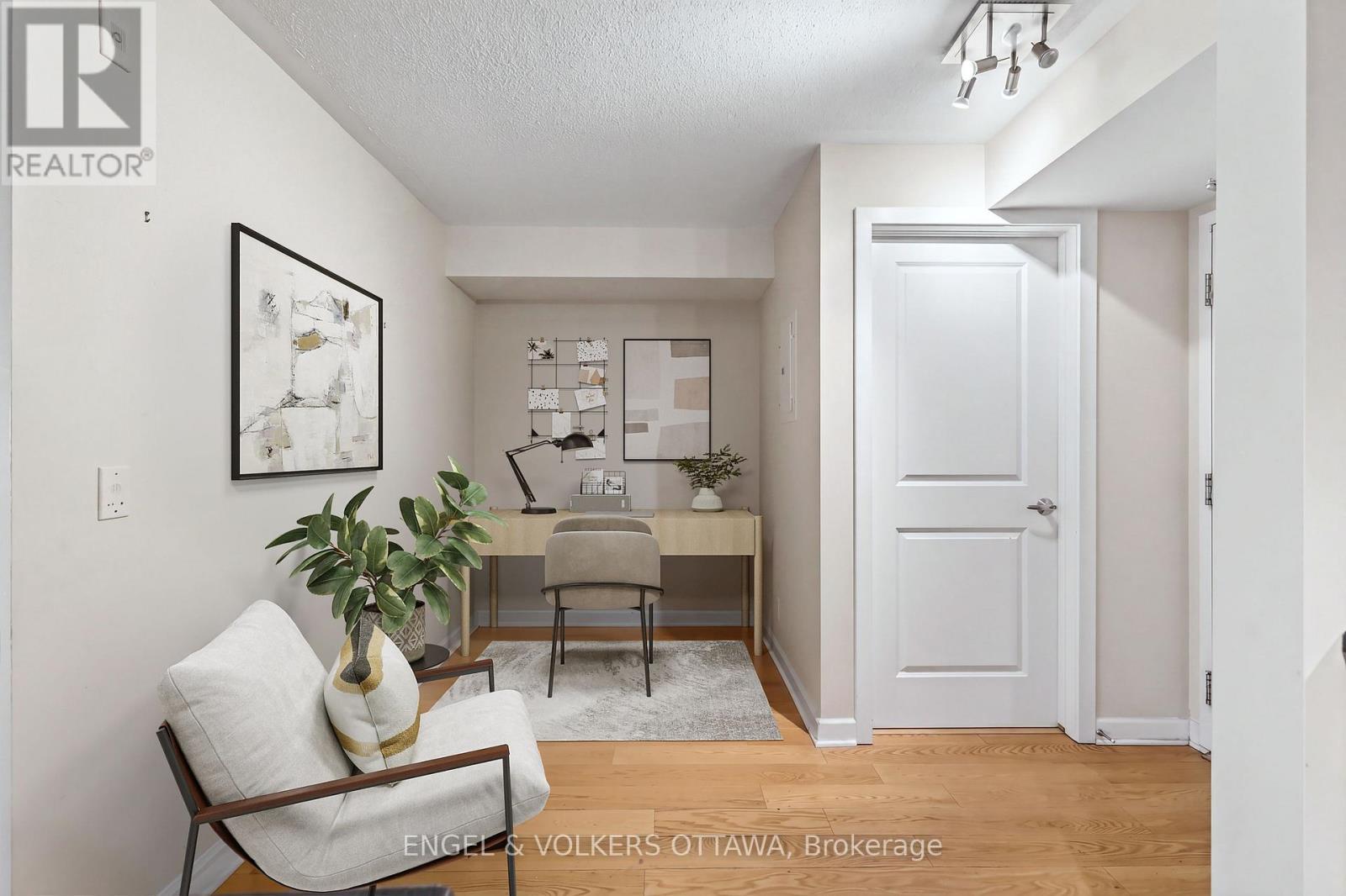 This image has been virtually staged. - 604 - 138 Somerset Street W, Ottawa, ON - Indoor Photo Showing Other Room