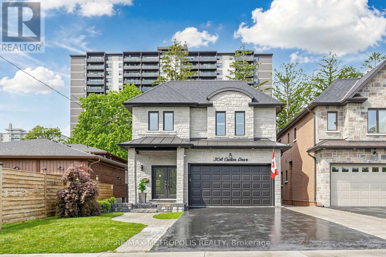 30A Cedar Drive, Toronto, ON - Outdoor With Facade