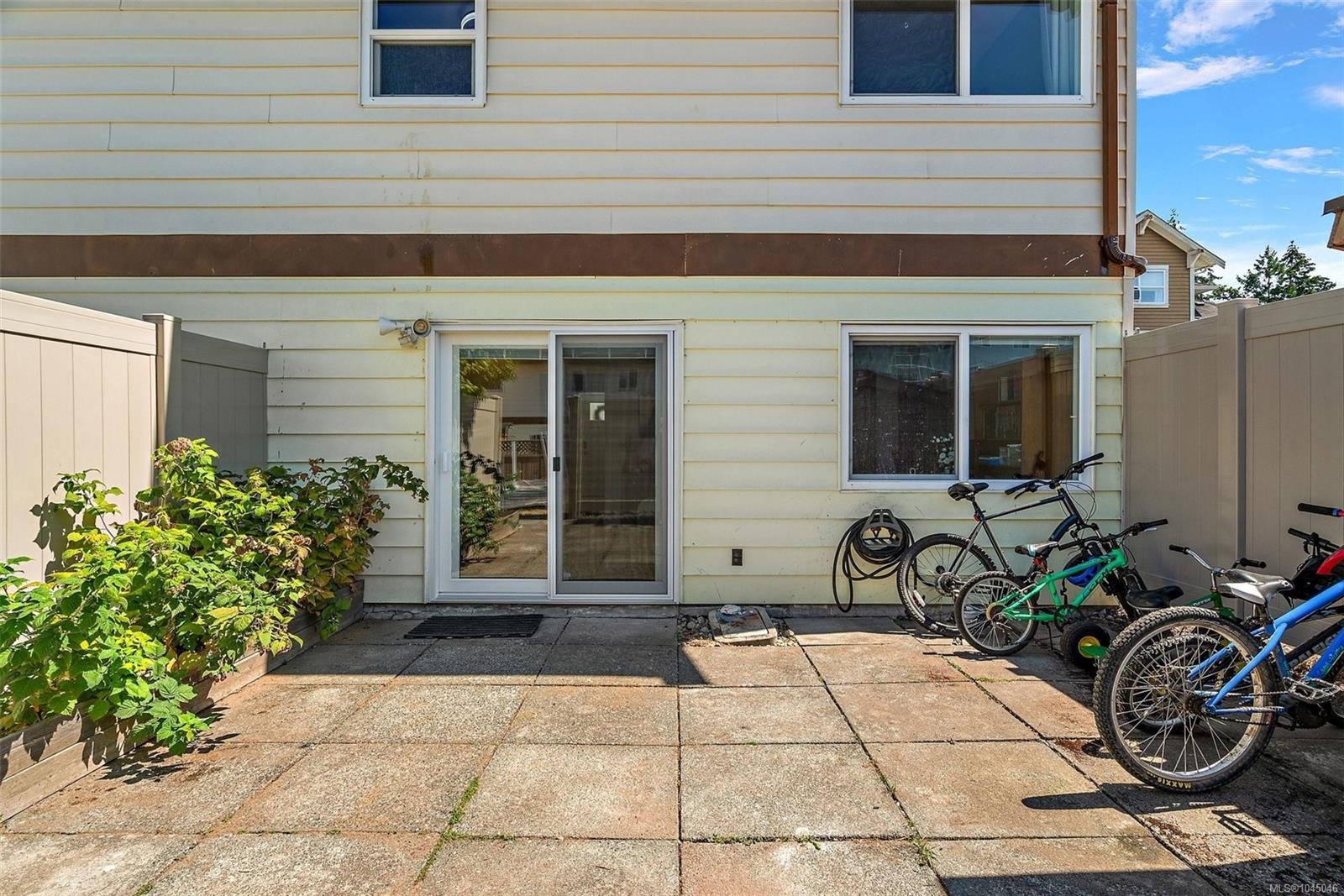 #7-10046 Fifth St, Sidney, BC