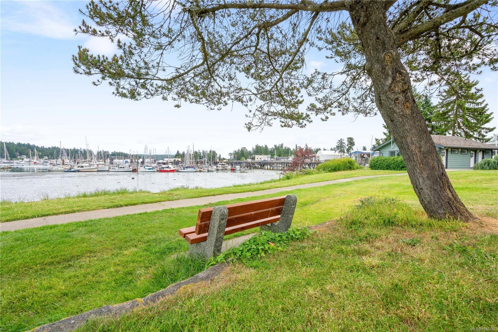 #101-10431 Resthaven Dr, Sidney, BC - Outdoor With View