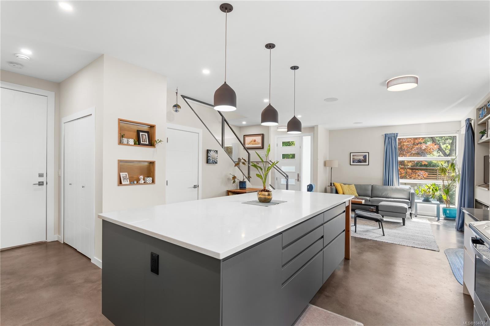 1704 Coronation Ave, Victoria, BC - Indoor Photo Showing Kitchen